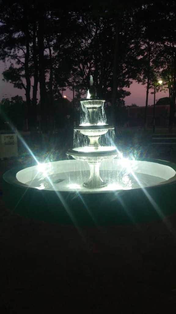 Cascada Artificial Mily Electricidad